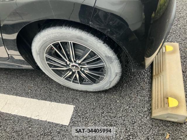 Toyota YARIS 2020-08 8883174-3