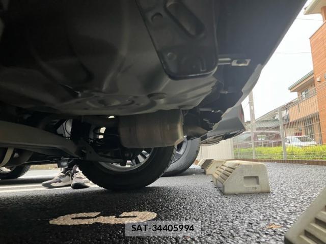 Toyota YARIS 2020-08 8883174-6