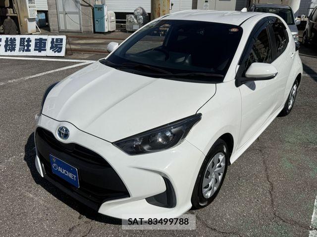 Toyota YARIS 2021-08 8884702-0