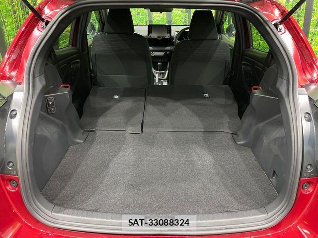 Toyota YARIS 2023-01 8884700-10