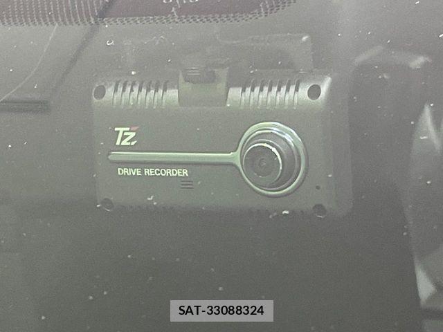 Toyota YARIS 2023-01 8884700-6