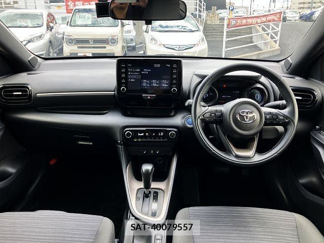 Toyota YARIS 2020-09 8884699-1