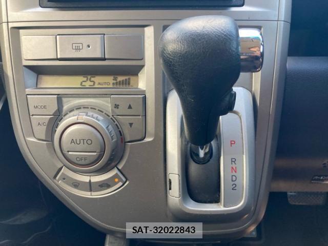Honda ZEST SPARK 2011-10 8458881-17