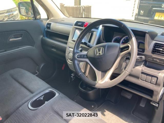 Honda ZEST SPARK 2011-10 8458881-3
