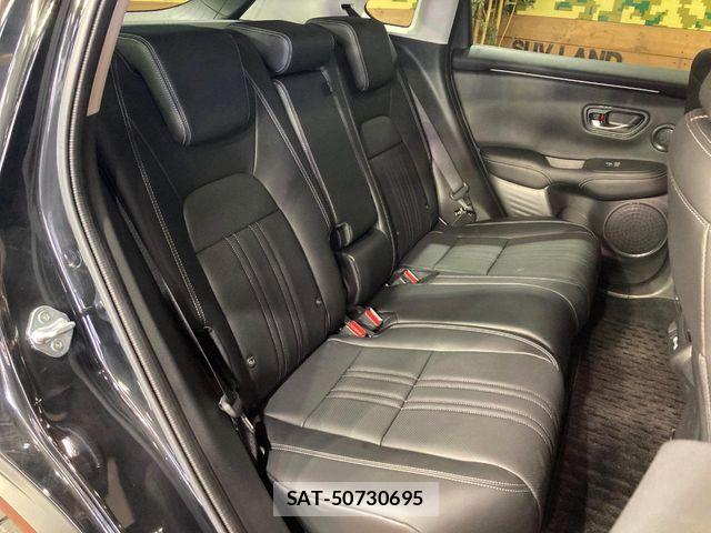 Honda ZR-V 2023-12 6999372-9