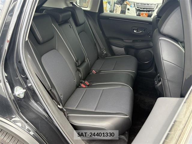 Honda ZR-V 2022-11 7395089-15