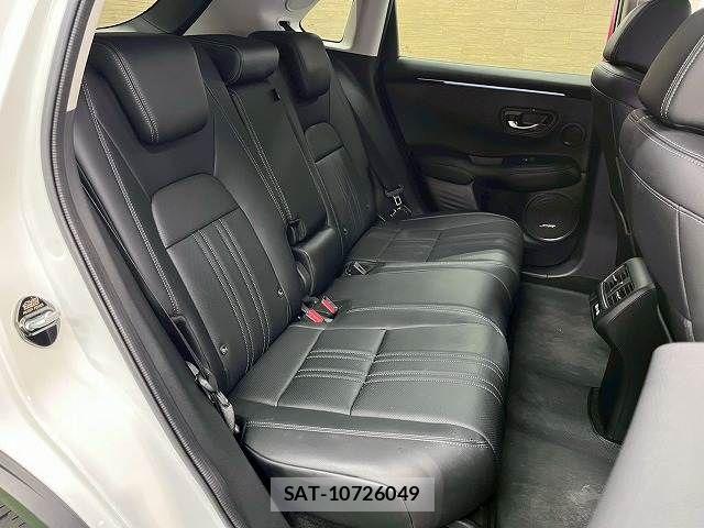 Honda ZR-V 2023-07 7504172-9