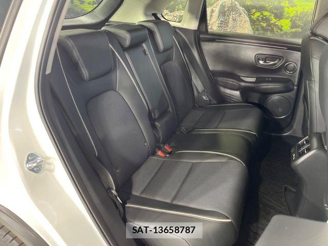 Honda ZR-V 2024-09 8211221-9