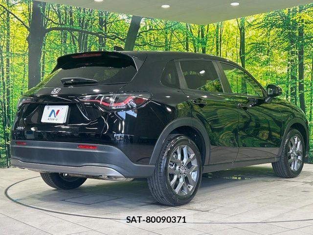 Honda ZR-V 2025-01 8247296-16