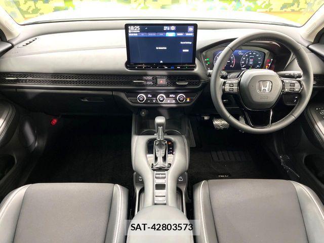 Honda ZR-V 2025-01 8318346-1
