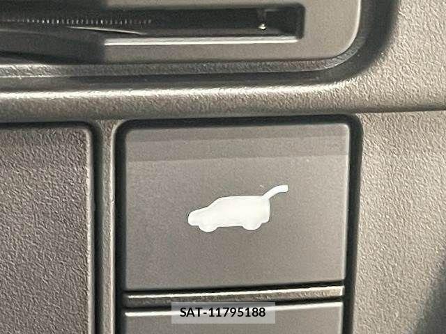 Honda ZR-V 2024-03 8486342-7