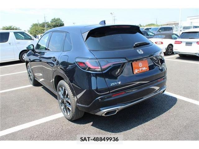 Honda ZR-V 2024-01 8564246-17