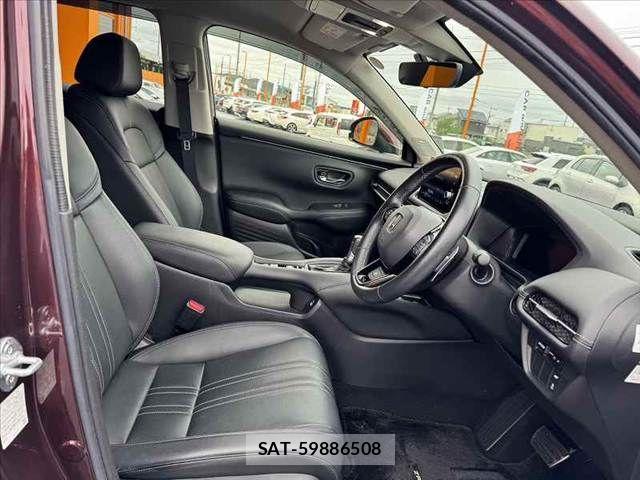 Honda ZR-V 2022-12 8851227-15
