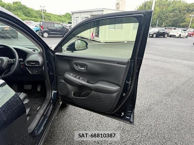 Honda ZR-V 2023-07 8883179-27