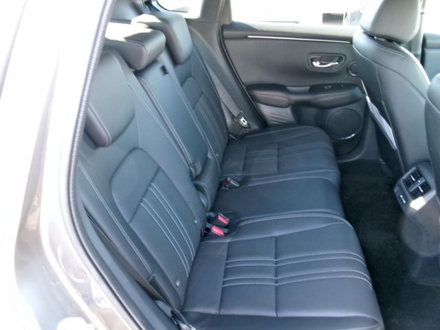 Honda ZR-V 2024-06 1830724-26