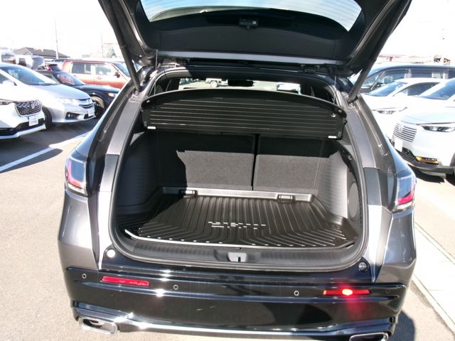 Honda ZR-V 2024-06 1830724-28