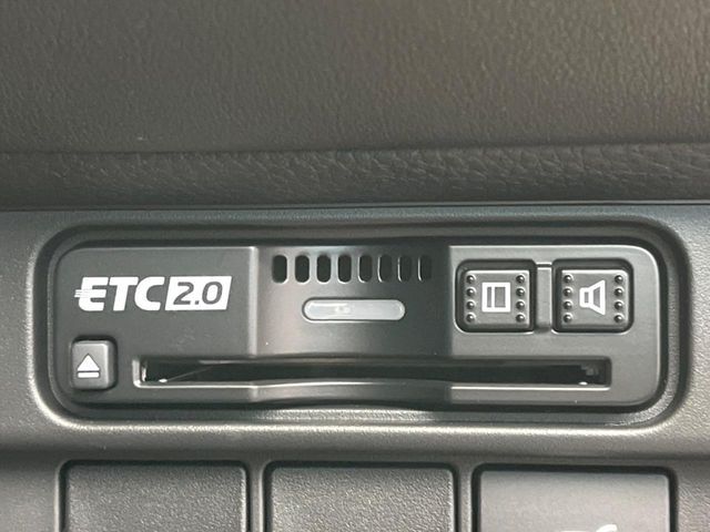 Honda ZR-V 2025-10 2967677-9