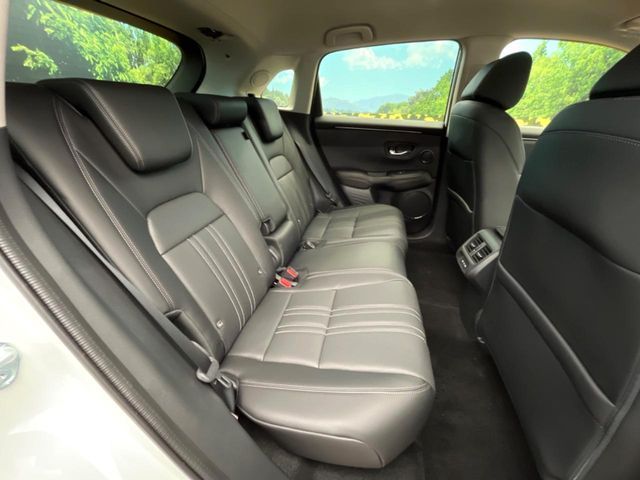 Honda ZR-V 2025-10 2967677-11