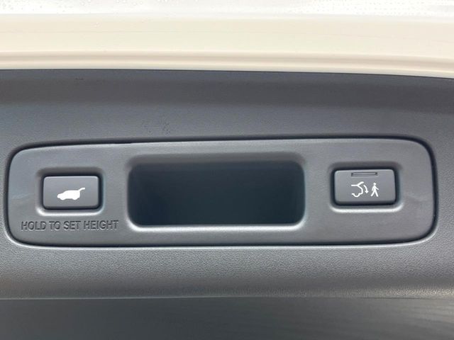 Honda ZR-V 2025-10 2967677-8