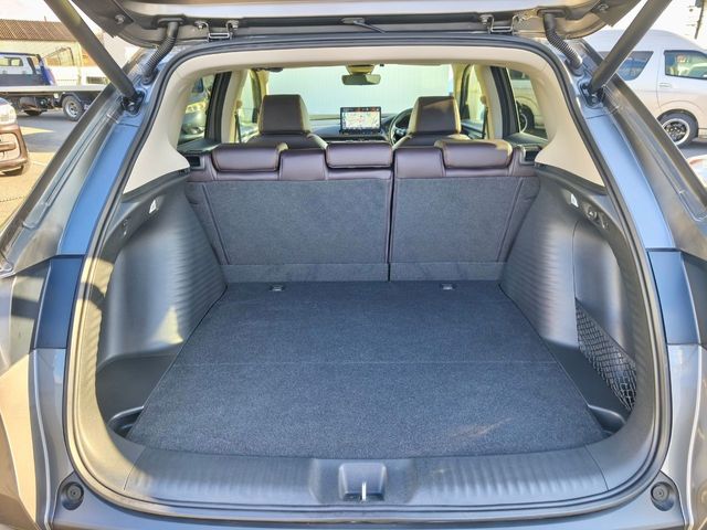 Honda ZR-V 2023-11 3689287-7
