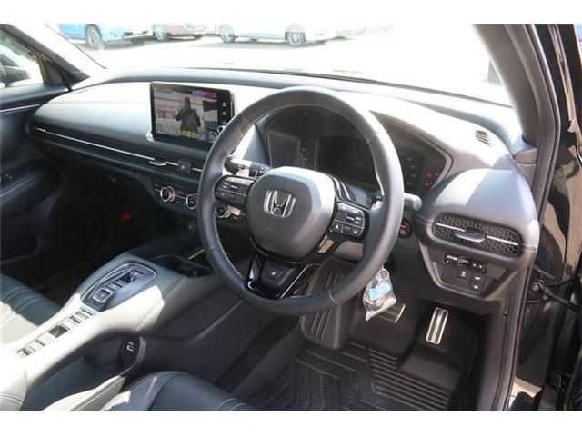 Honda ZR-V 2025-03 4605468-12