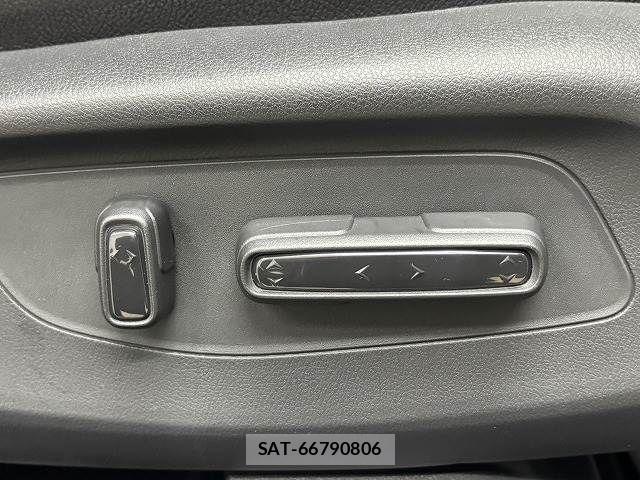 Honda ZR-V 2023-11 6674335-10