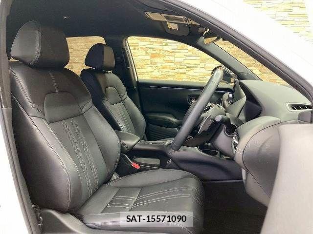 Honda ZR-V 2025-03 6674330-4