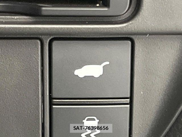 Honda ZR-V 2023-08 6678962-6