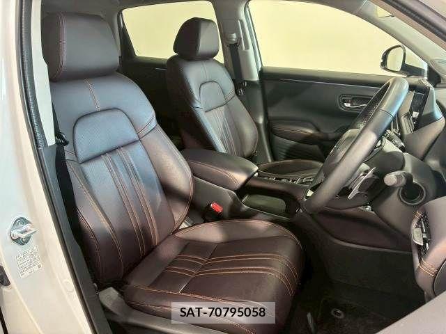 Honda ZR-V 2023-07 6818344-9