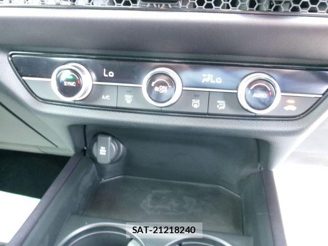 Honda ZR-V 2023-09 7061594-13