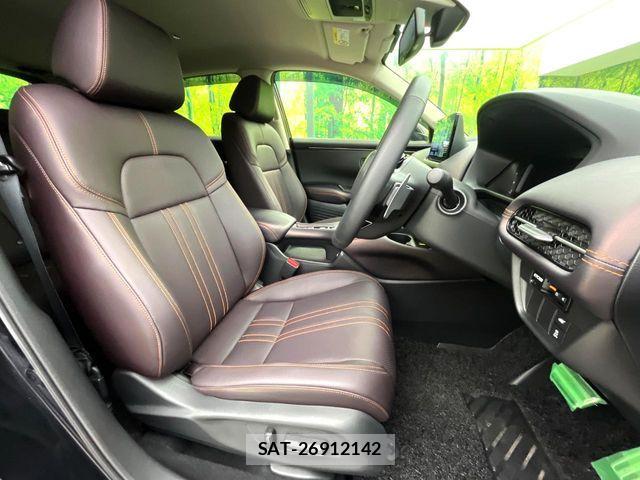 Honda ZR-V 2023-10 7504183-8