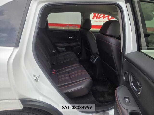 Honda ZR-V 2023-09 7510600-13