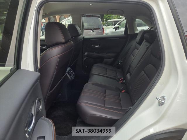 Honda ZR-V 2023-09 7510600-16