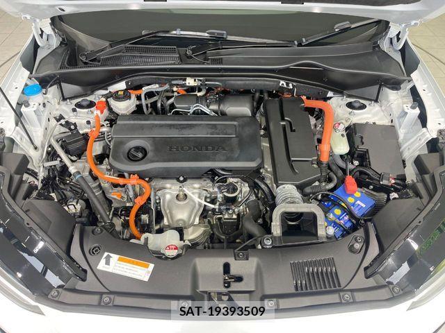 Honda ZR-V 2023-07 7504185-17