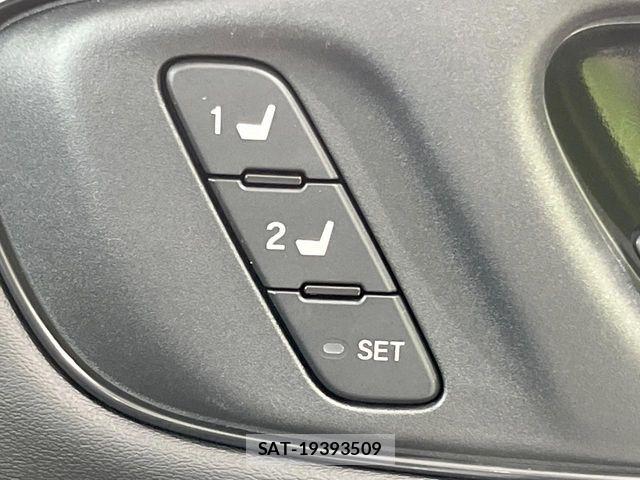 Honda ZR-V 2023-07 7504185-5