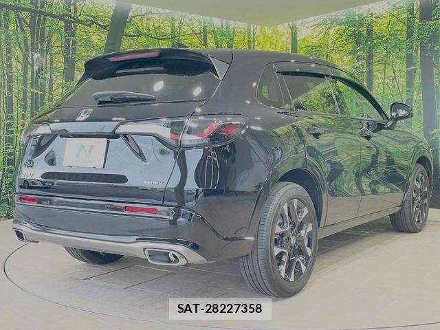 Honda ZR-V 2023-07 7563146-16