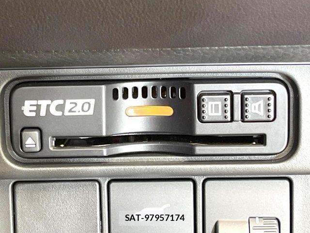 Honda ZR-V 2023-08 7621699-6