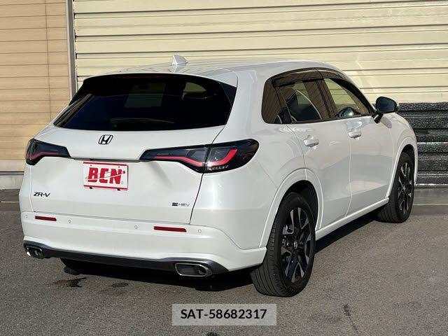 Honda ZR-V 2023-07 7621693-2
