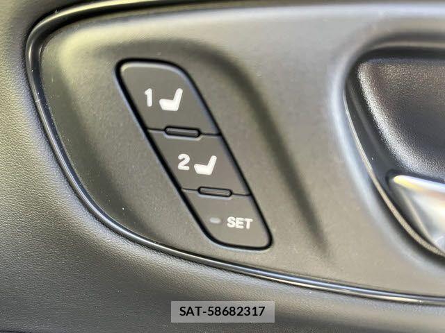 Honda ZR-V 2023-07 7621693-5