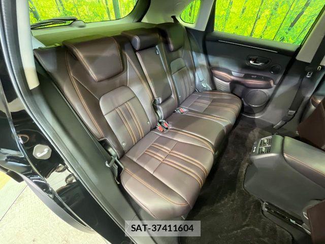 Honda ZR-V 2023-11 7731239-9