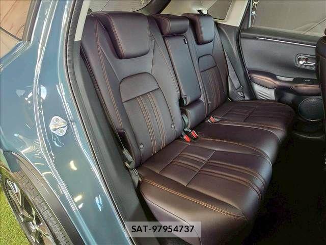 Honda ZR-V 2023-11 7964572-5