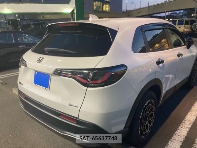 Honda ZR-V 2023-07 7981714-3