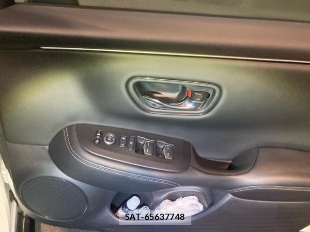 Honda ZR-V 2023-07 7981714-8