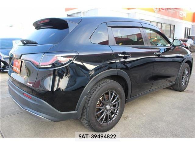 Honda ZR-V 2023-07 8076306-12