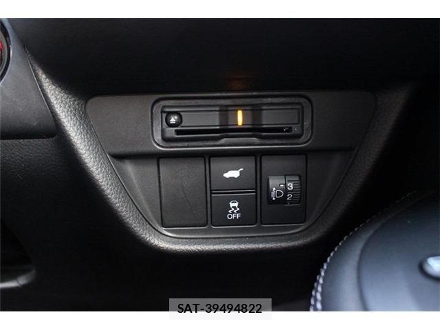 Honda ZR-V 2023-07 8076306-4