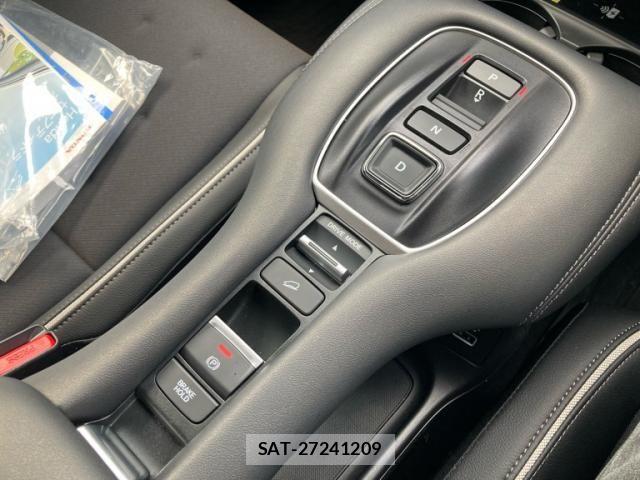 Honda ZR-V 2025-06 8102992-13