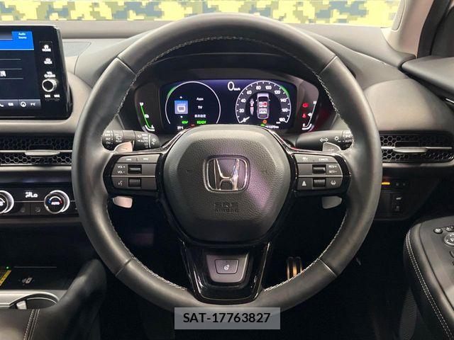 Honda ZR-V 2023-08 8102991-10