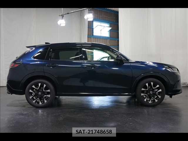 Honda ZR-V 2023-08 8102993-15