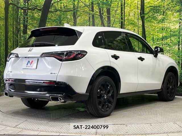 Honda ZR-V 2024-10 8133204-17
