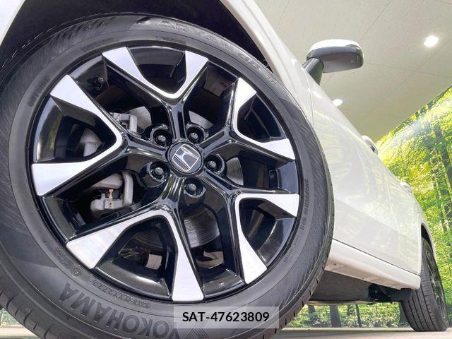 Honda ZR-V 2023-07 8147106-12